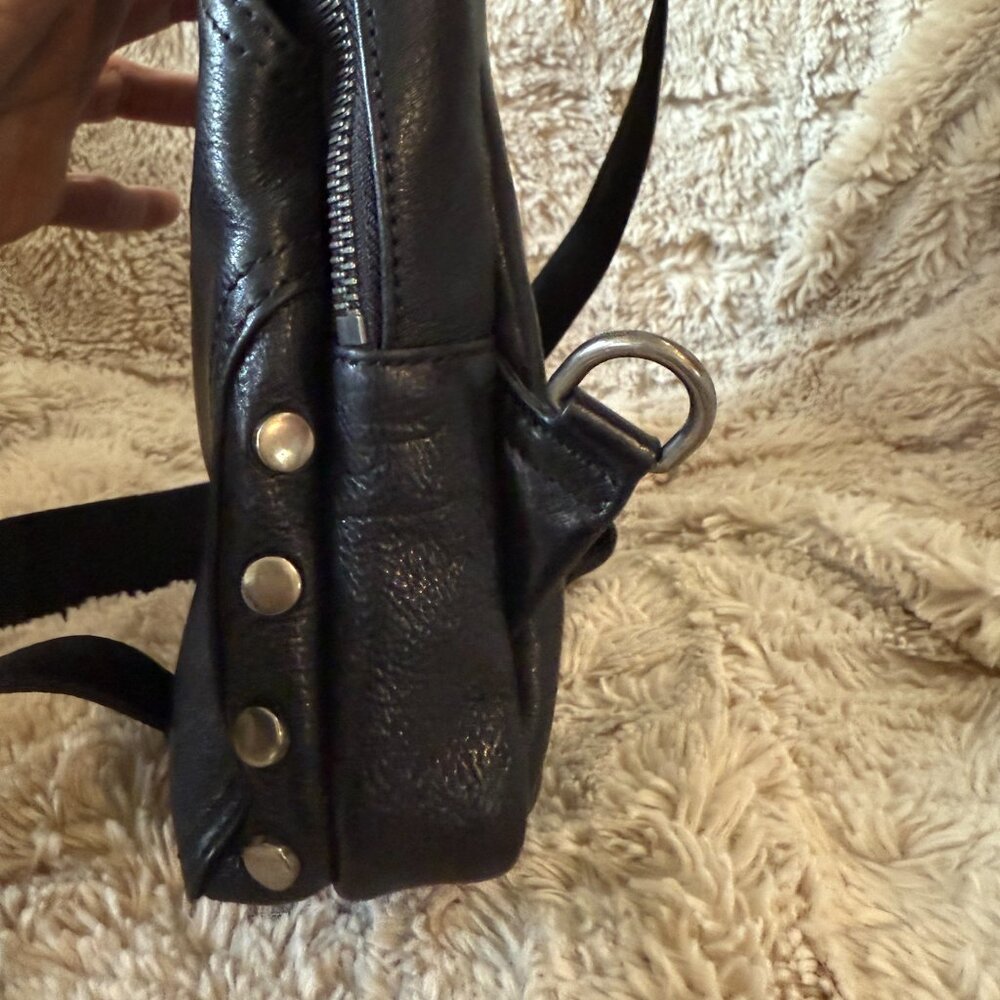 Black pebbled leather sling bag silver studs - Picture 2 of 7